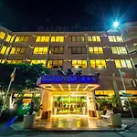 Auramar Hotel