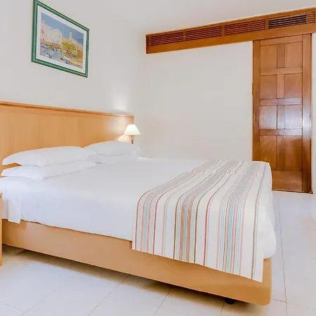 Auramar Otel 3*