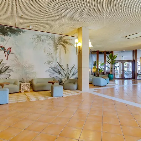 Auramar Otel 3*