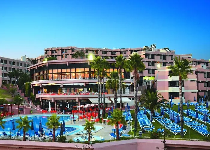 Готель Auramar