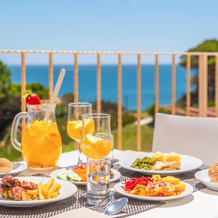 Auramar Hotel 3*