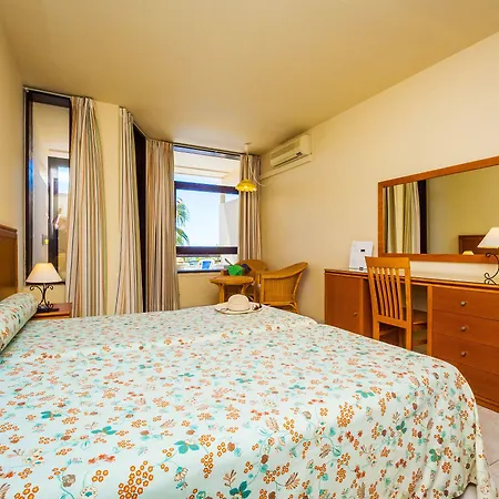 Auramar Hotel 3*