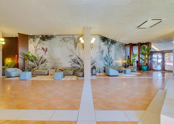 奥拉马海滩度假酒店 阿尔布费拉