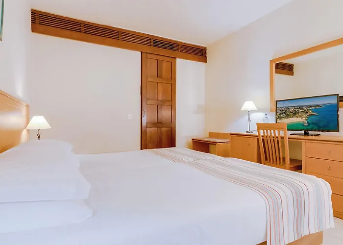 奥拉马海滩度假酒店 酒店 阿尔布费拉